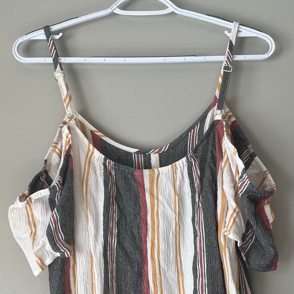 Torrid White / Black / Red / Yellow Cold shoulder Tank Top Size 1 - Picture 9 of 13